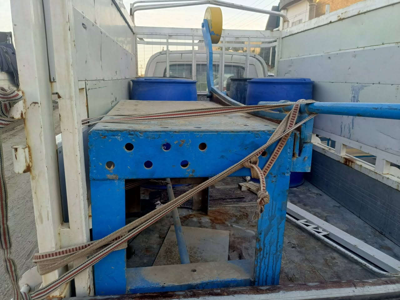 للبيع طبر نظيف
***********/بابل
