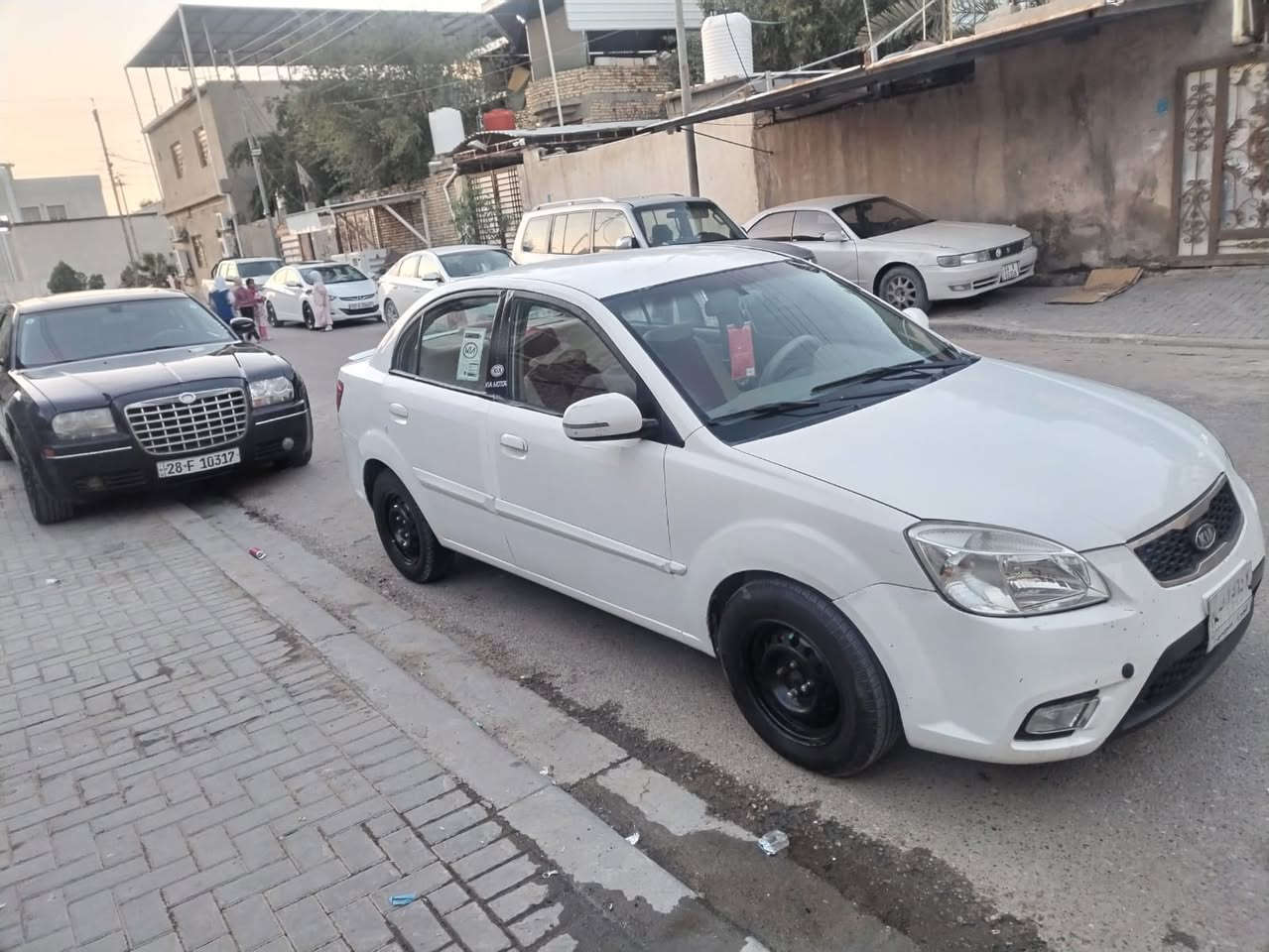 كيا ريو ٢٠١٢ مكفوله من ضربه وتبديل بيها صبغ مكانات مكينه ١٦٠٠ مكفوله كير مكفول حداده السياره جاهزه ماعده التبريد يرادله قايش وغاز سنويه نافذه رقم بصره السعر ٦٢ قفل مكان بصره***********
