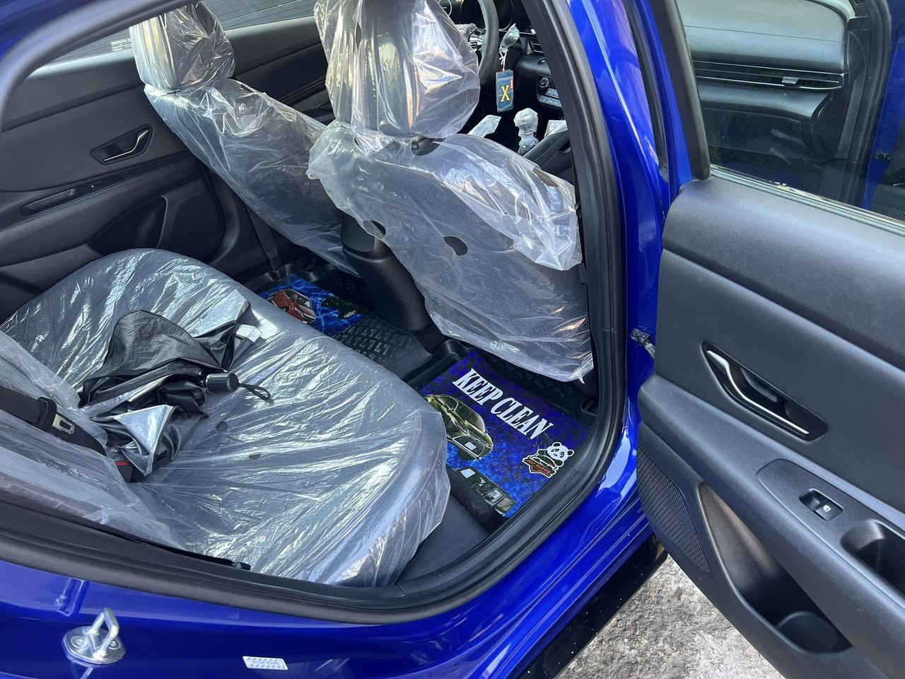 سلام عليكم 
الانتره 2022 ان لاين 
وارد امريكي بدون ضرر

تقرير غرق ما داخله قطره ماي تعمل وتسير
سياره جديده كلش 
ماشيه 50 الف كيلو 

مواصفات 
فتحه سقف 
تتفئه بالكشنات وجلد مختمه ان 
كير عادي 7 نمر طياره
لايت زنون 
ويل كب 18 بلاد من الشركه
بك لايت لد متصل 
تحكم ستيرن عداد 260 
صوت صالصه بلادي 

السياره كفاله من الصبغ والضربه والتبديل 
رقم ميسان مشروع وطني بسمي حره مداور شرط

صور الحادث مرفوقه بالمنشور 
مكاني ميسان للستفسار ***********

السعر 145 ورقه وبيه مجال  ما متواجد ع الفيس
