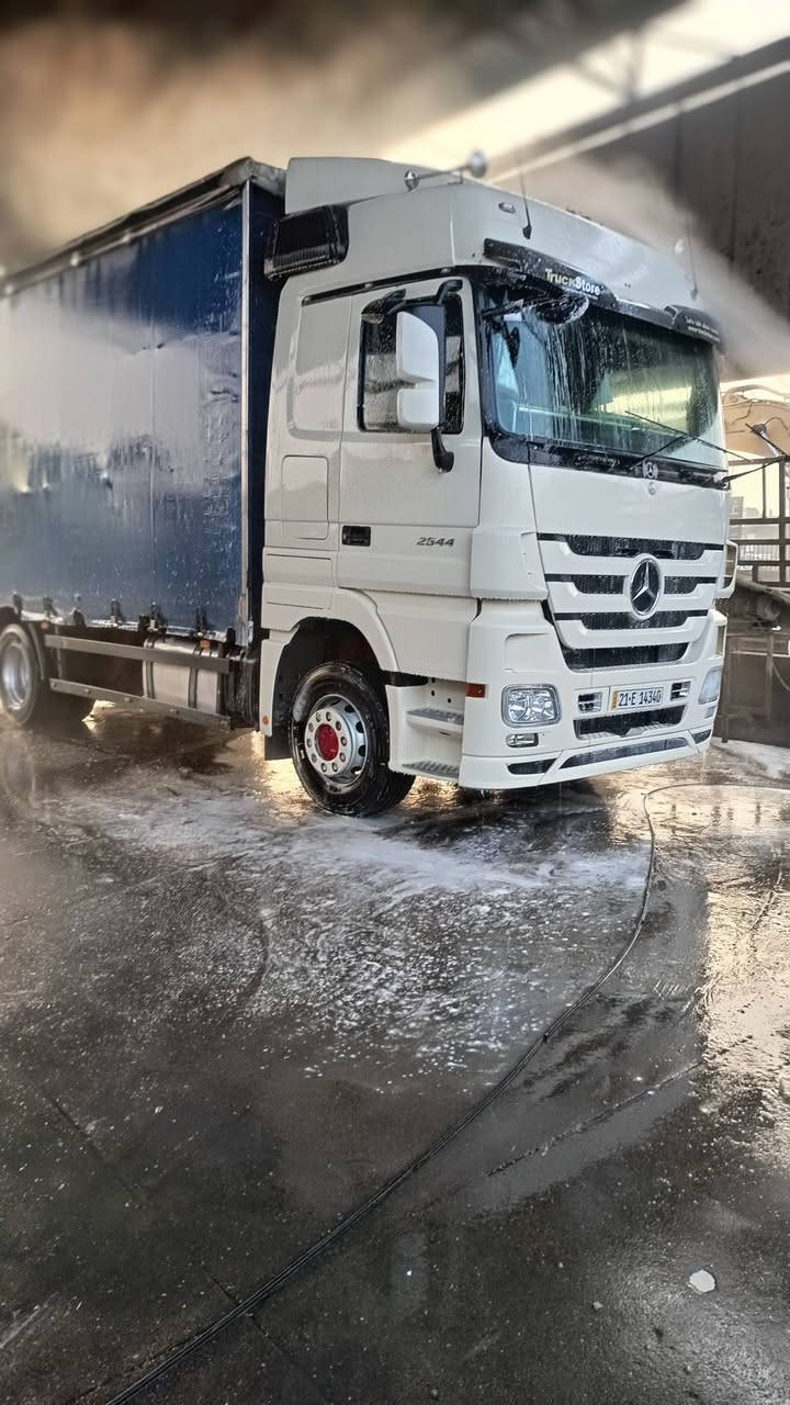 السلام عليكم 
سيارة اكتروس 2007 حجم 2544 كلج مواصفات رتايدر وثلاجة مزوج  وبالسنوية تك تاير شاصي عدل فحص وهزة جديد تحويل ثاني يوم  السعر 380$ وبيها مجال مكان السيارة اربيل 
للاستفسار  ***********
