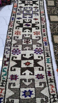 سجاجيد بيض للبيع 07838553030