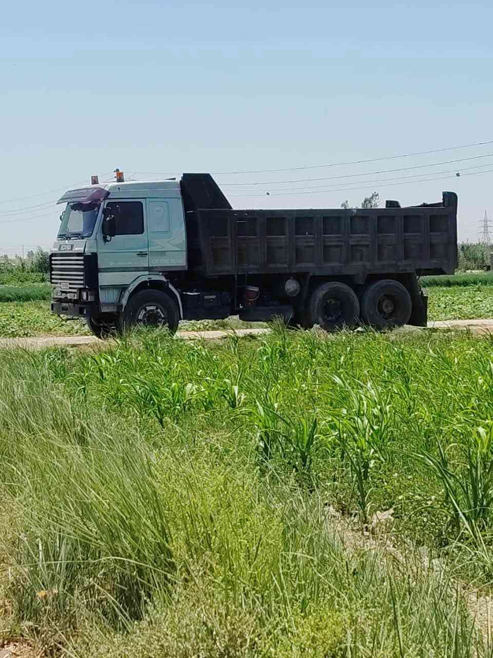 سلام عليكم سكانيه موديل 94مكينه 6سوده113بيه تبخير  مجوعه بيجر 19كير 5×5 نقص زوج تاير قماره بلادية ورقم بسمي بغداد ***********
