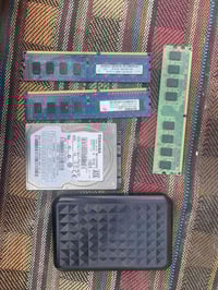 هارد ٣٢٠ جيجا • هارد ١٢٠ جيجا • رامات ١ و٢ جيجا