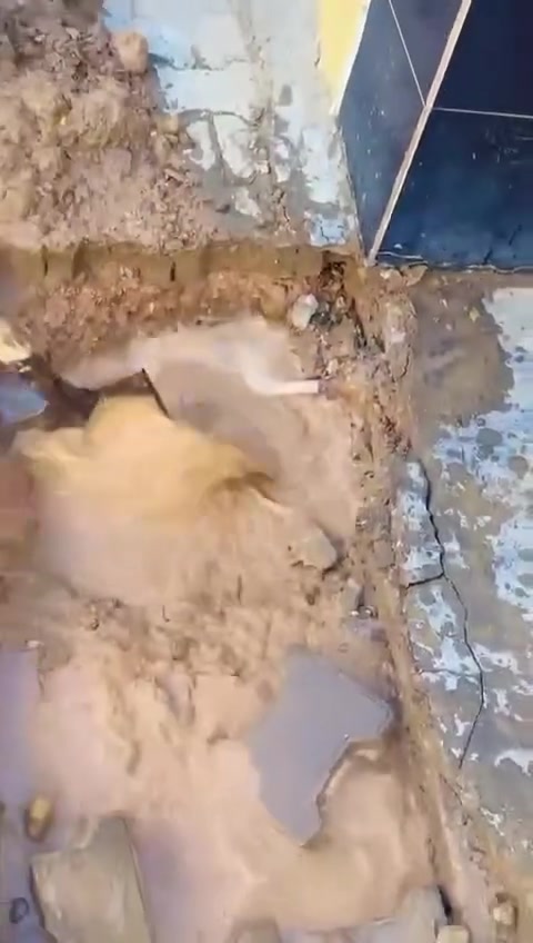عندك رطوبة بالجدار؟ أو مي يطلع من الأرض؟
لا تنتظر… المشكلة تكبر وتكلفك تصليح غالي!

🔧 كشف تسريب المياه بأجهزة حديثة
❌ بدون تكسير
⚡ سرعة ودقة بالعمل

🎁 فحص أولي (حسب المنطقة)

📞 اتصل هسه واحجز موعدك:
*********** واتساب 
*********** واتساب 

📍 نغطي أغلب مناطق بغداد

#تسريب_مياه #كشف_تسريب #بغداد #صيانة #رطوبة
