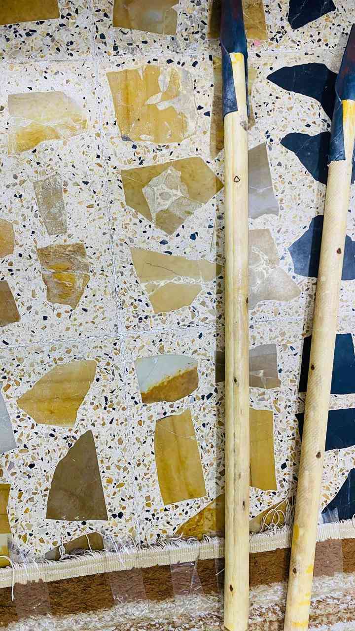 السلام عليكم
وصول مواد لدى محلات العبدالله للانشائيه

متوفر لدينا لابوثة صناعة يدوية متينة، مناسبة لحصد الكعوب والأعشاب في أرض الجزيرة 🌾
✔️ رأس حديد صلب ومسنون
✔️ يد خشب مريحة وطويلة
✔️ خفيفة وسهلة الاستخدام
✔️ تتحمل العمل الشاق
📍 مناسبة للفلاحين وأصحاب الأراضي
📦 الكمية متوفرة
💰 السعر: (3000)
📞 للتواصل: (***********
العنوان الفرع الاول محلات.محلات العبدالله للانشائيات والصحيات والكهربائيات الشرقاط السده خلف المستشفى 
الفرع الثاني محلات العبدالله قرب جسر ام الشبابيط
