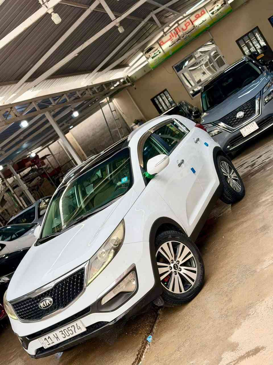 السلام عليكم بيع او مراوس.موديل2015
رقم بغداد الإنكليزي فول مواصفات
محرك20000 دوش 
بانوراما.
ماشيه 160 
ارضيه تغليف جلد..
5 ويل كب...
بيهة صبغ المحدد بل صوره 
...***********.
العنوان بغداد..الوسفيه 
السعر ..149$ 
ملاحظات 
((من تخابرني ما أنزلك من سعر تجي شوفهة وتعجبك وتدلل ))
