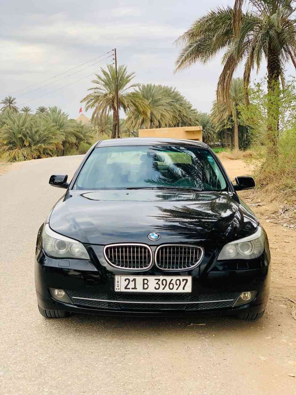 سلام عليكم بي ام موديل 2009 
N52 نوزل قصير e60 
سيارة جاهزه من تبريد حداديه تخم تاير 
مكينة وكير خير من الله 
فول مواصفات عدى الفتحة 
سيارة بدون حادث صبغته عام اثر جراد واشخوط 
سعرها 110 وبيها مجال 
شراي يتصل عنواني كربلاء ***********
