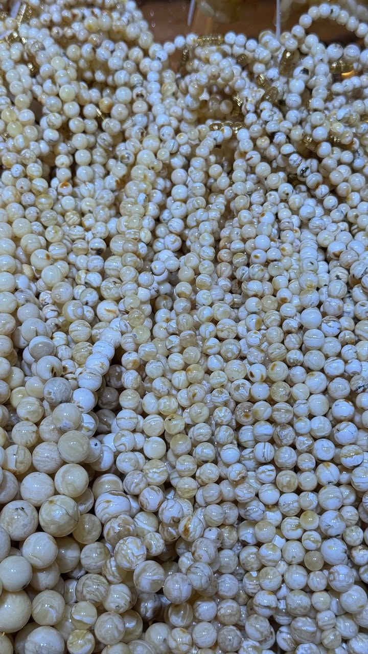 Beautiful white amber


**إذا كنت صاحب هذا الإعلان وتريد حذفه لأي سبب، رجاءا أرسل رسالة إلى الدعم الفني**