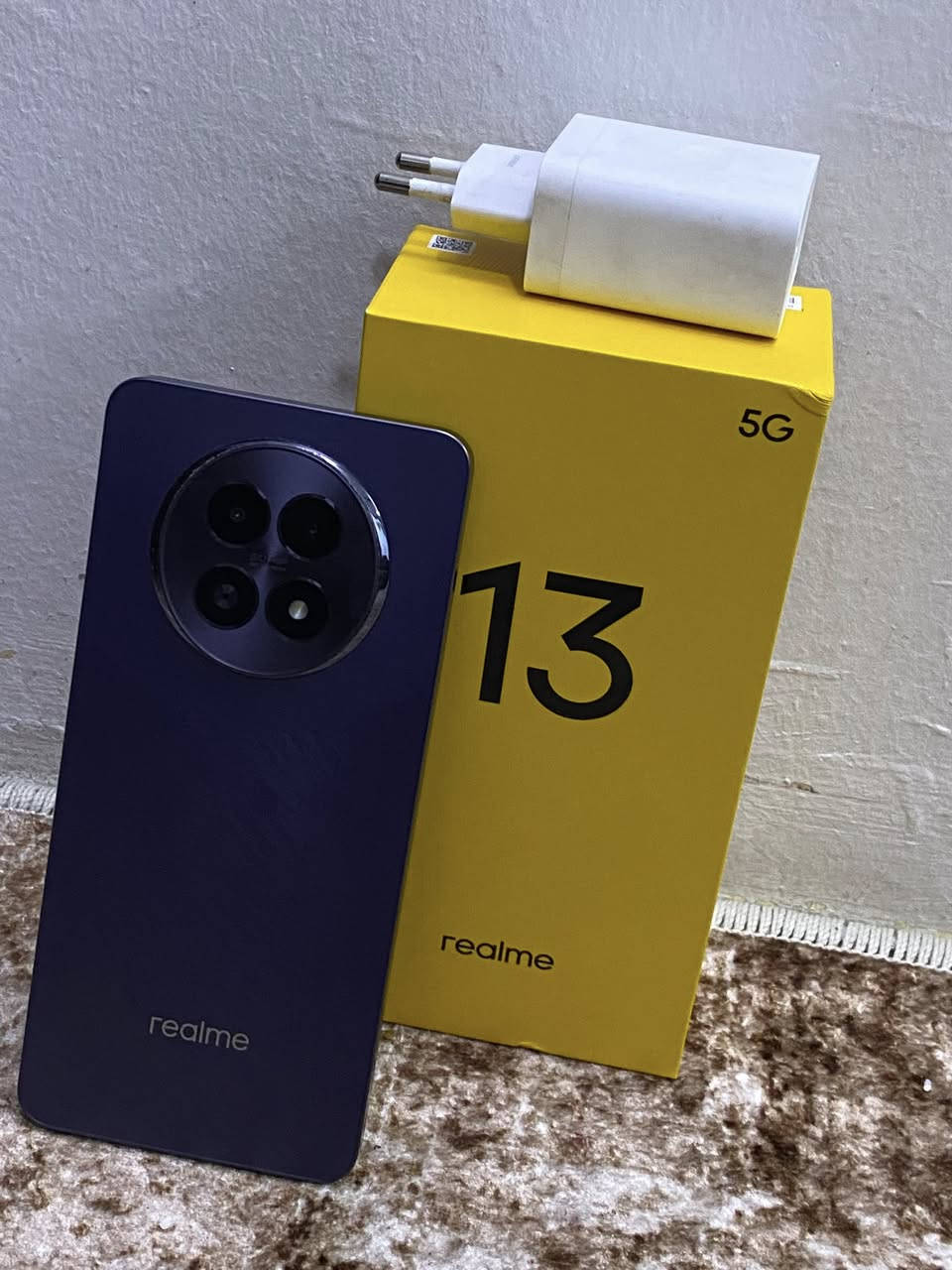 Realme 13 5G
ذاكرة 256 
رام 8 وقابل للزيادة 
الجهاز نظيف ما بيه شخط 
معالج دامن ستي 6300
بطارية 5000 
كامرة 50 ميكا بكسل 
وسعره 275 الف وبيه مجال قليل


**إذا كنت صاحب هذا الإعلان وتريد حذفه لأي سبب، رجاءا أرسل رسالة إلى الدعم الفني**
