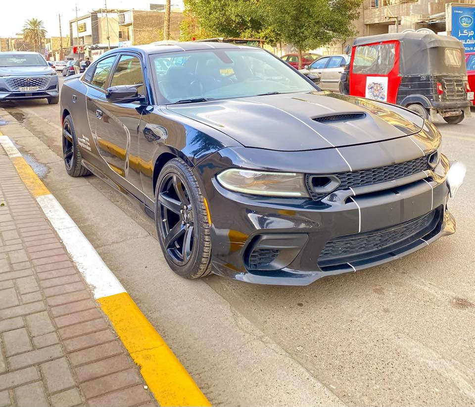 .للبيع جارجر موديل 2020 (فقط اقساط)
( فقط اقساط)sxt

.أللون اسود .

..المواصفات..

.حساسات  خلفيه.

. نقطه عمياء للمري

.شاشه جبيره.

.كامره خلفيه.

.بلوجكترات أماميه.

.كرسي السائق كهربائي. 

. ساون سستم Albina.

. تدفئه كراسيه أماميه.

 

. تشغيل عن بعد .

. حجم المكينه 3,600L.

.المسافه المقطوعه 72 الف

.حجم الويل 20.

.السياره حادث جاملغ امامي صورة الحادث داخل المنشور

.السياره خير من الله كلشي مناقصها 

أمداريها كلش من كل النواحي تجي وتشوفها .

مكاني بغداد الدورة 

***********
