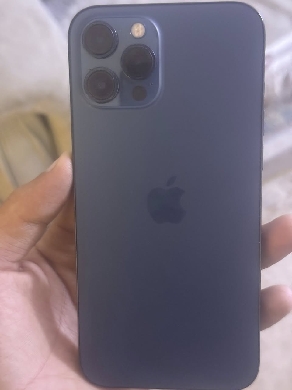 للبيع iPhone 12 Pro Max  
السعة الخزين : 256GB  
اللون: أزرق  
البطارية: 79%  

الجهاز نظيف جداً وما بي أي خدوش، شغال ممتاز وما مفتوح تصليح.  
السعر: (450) قابل للتفاوض للجادين فقط.  
الموقع: بغداد جسر ديالا القديم 

للتواصل خاص أو على الرقم: +964 773 954 4133


**إذا كنت صاحب هذا الإعلان وتريد حذفه لأي سبب، رجاءا أرسل رسالة إلى الدعم الفني**