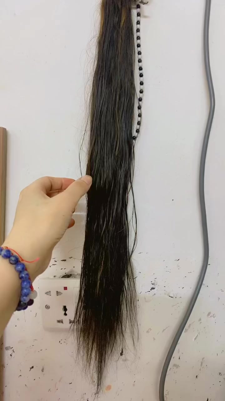 مساء الخير عندي هاذالشعر طبيعي اريده ب100 وبي  مجال الله شاهداخذته ب300قبل 4شهور طبيعي ينصبغ ويشسور


**إذا كنت صاحب هذا الإعلان وتريد حذفه لأي سبب، رجاءا أرسل رسالة إلى الدعم الفني**