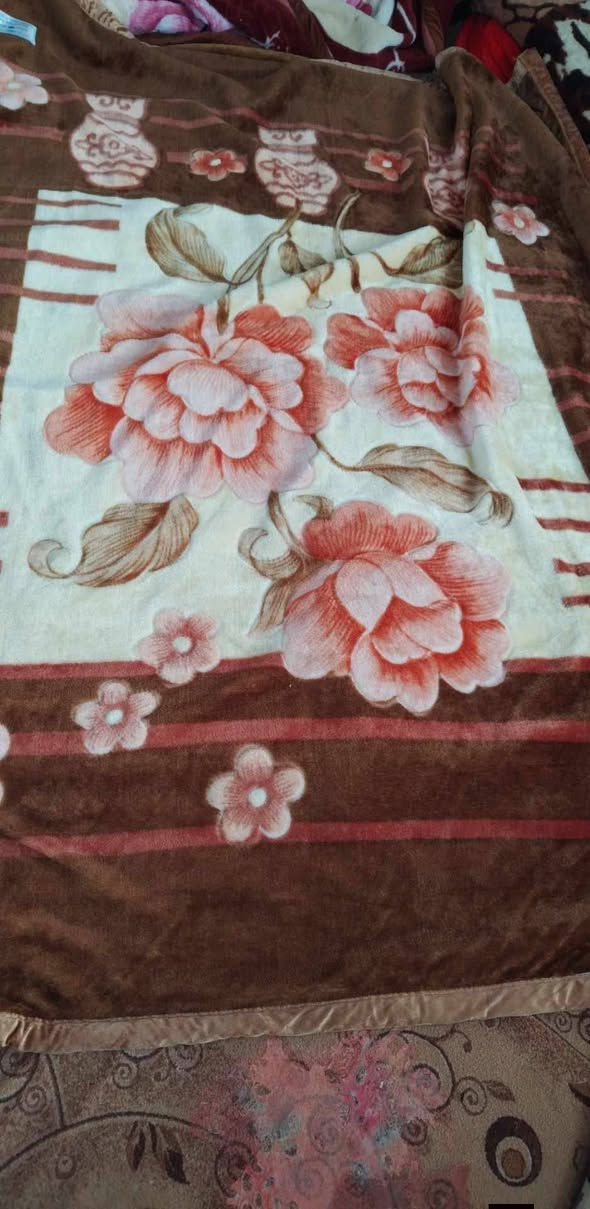 بطانيات باله اثخان وحفر ونفرين كبار ب9القطعه ***********بي واتساب
