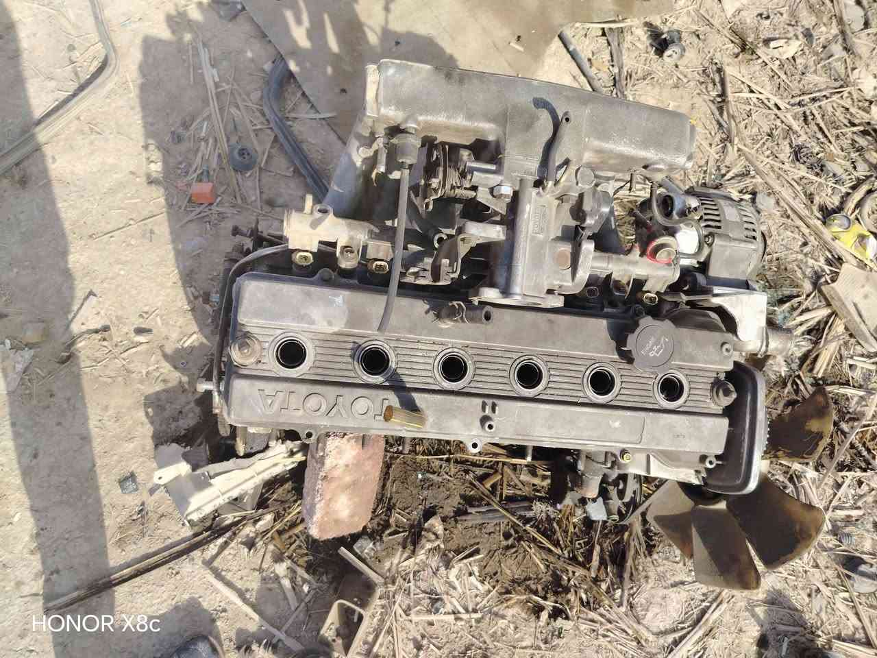 سلام عليكم للبيع مكينه ونجي مع كامل تفرعات بيه بخار ***********
