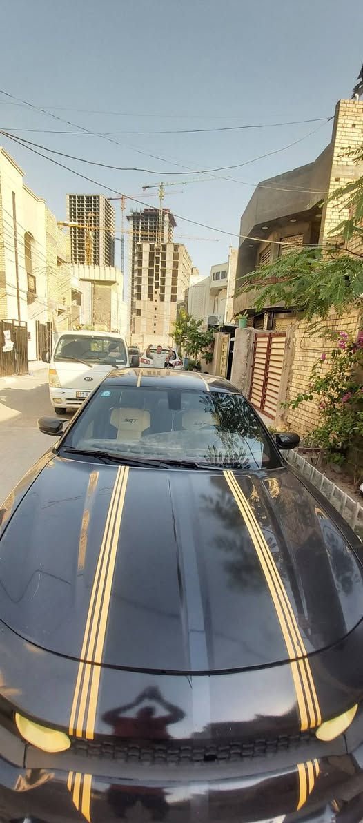 السلام عليكم 
جارجر sxt موديل ١٦ مكينه ٣٦٠٠ 
ويل كب 20 نجمه خسفه قويه شاشه جبير شفتات بلستيرن 
 حادثها قطعتين جاملغ وباب السائق باامريكا وقطعه بلعراق جاملغ خلفي
السعر ١٥٣
للستفسار ***********

