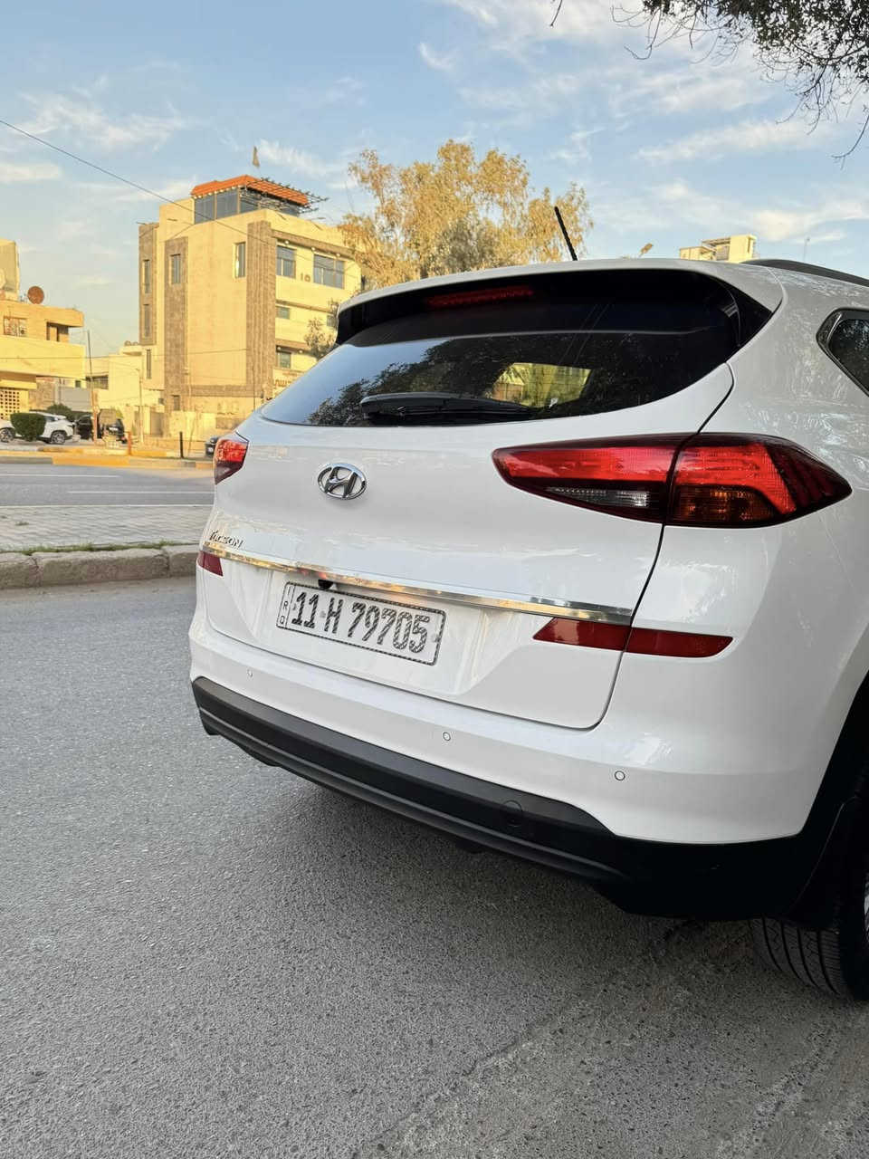 السلام عليكم لبيع توسان خليجي فول عدا البنراما كشنين كهرباء جلد بصمه خمس عدسات مكفوله بدون صبغ مديل 2020 بسمي العنوان بغداد زيونه السعر 185 الهاتف ***********
