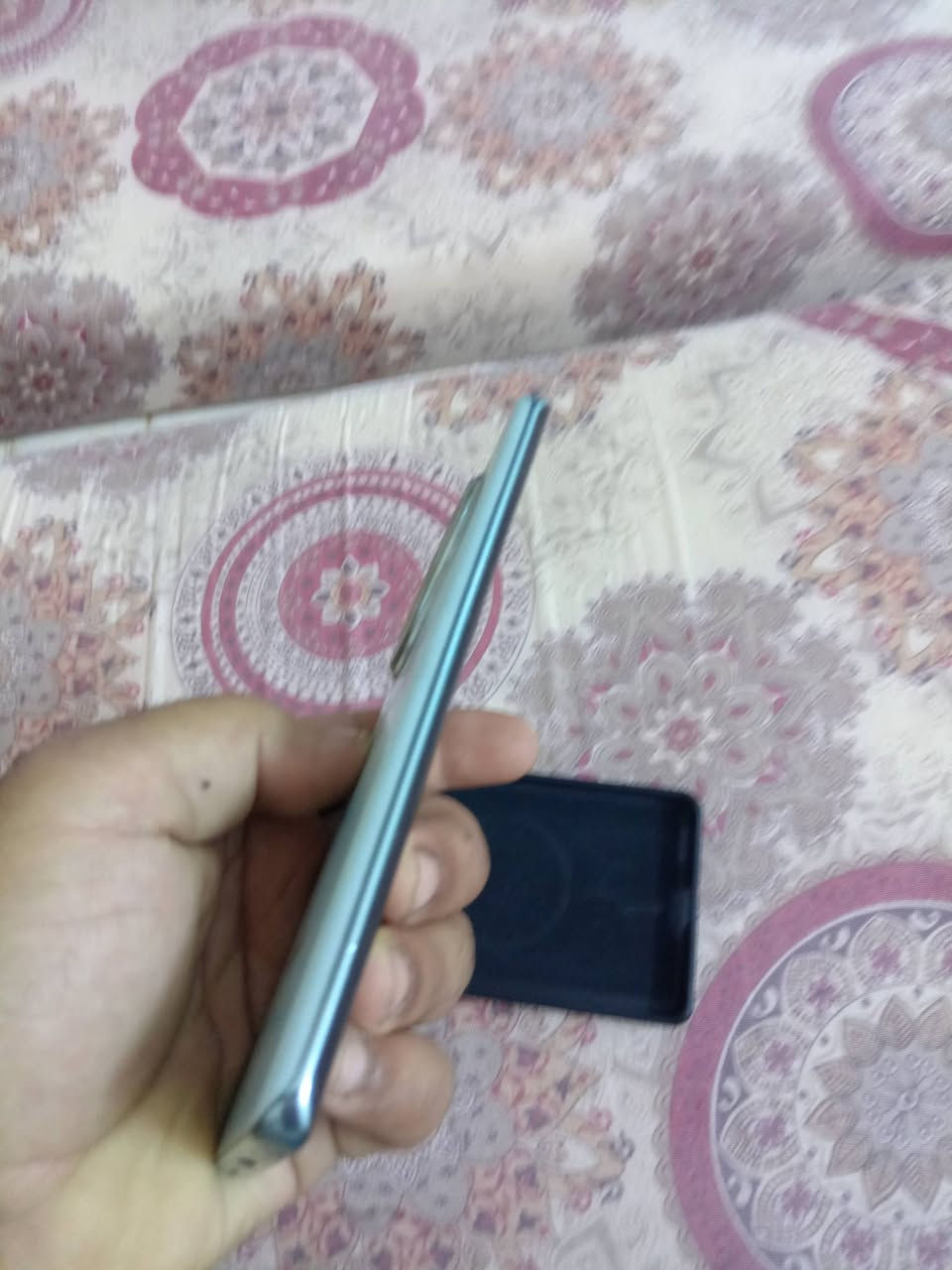 هونر x9c 5g 
عشوائيه 12+12 ركز مو 8
بطاريه 6600
جهاز مواصفاته معروفه
جهاز مكفول فقط بي شخوط بزوايه الاطار موضحات بالصور 
للبيع او مراوس بجهاز العاب 
سعره قفل 275
مكاني بعقوبة 
***********
