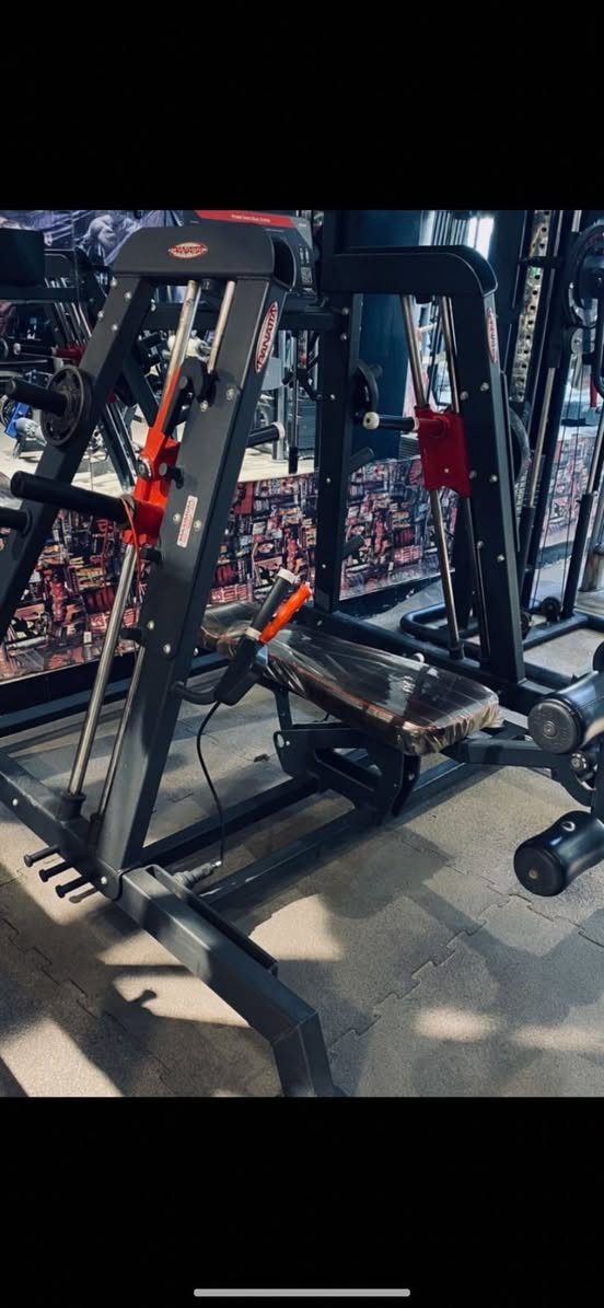 للبيع سمث الايطالي الاصلي مو تقليد
بنج اعلى + ضغط
بنج اسفل + مستوي 
للستفسار واتساب  ***********
غير متواجد عل فيس
