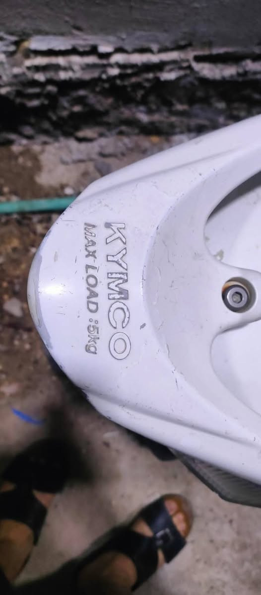 دراجة KYMCO طافية يشتغل بس الكهربأيتة شغالة طافية تجي تحمل وتروح مراوس بدراجة 60بس تكون شغالة أو باسكل  رياضي مرتب    للتواصل خاص


**إذا كنت صاحب هذا الإعلان وتريد حذفه لأي سبب، رجاءا أرسل رسالة إلى الدعم الفني**