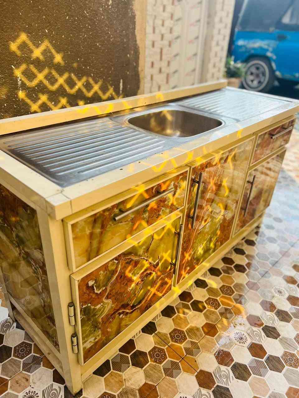 سنك للبيع السعر ٧٠ وبيه مجال
رقم الهاتف للاستفسار ***********
