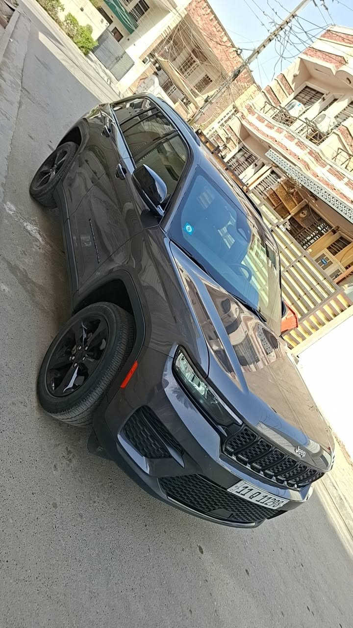 السلام عليكم للبيع موديل 2023
ماشية ٢٢ ميل
لاريدو 
صور الحادث بل منشور 

كير مكينة مكفولات 

السعر ٢٩٠ ورقة وبيهة مجال

***********
