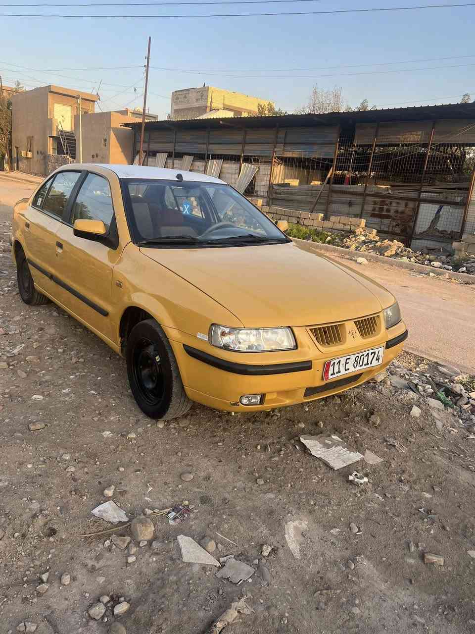 سلام عليكم سمند موديل 12 سيارة نضيفة شوفت عينكم كير مكينة نضاف تبريد تدفة كلة شغال صدرهة 50 بل100 بس مصفرة هية وغرامات تحويل ثاني يوم بسمي مكان بغداد رقم ***********
