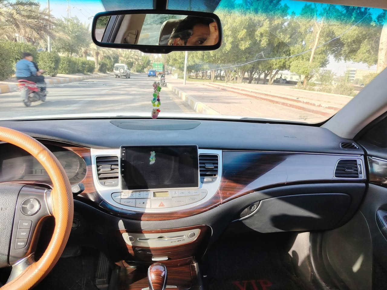 جنسس ٢٠١٣ خليجيه
بيها جاملغ أيسر أمامي مصبوغ بدون دواخل

وبيها باردات بسيطه بالهلال وبداية الجاملغ الإمامي الأيمن بدون صبغ

كلشي واضح بالسونار

سنويه منتهيه رقم اربيل

محرك ٣٨٠٠ مكفول

سويج مو بصمه

فتحه

اشاير بالمري

حساسات اماميه خلفيه

ماشيه ٢٢٦ كم
السعر 125 ورقه بيها مجال
*********** 

مكانها العماره
