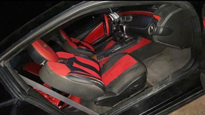 � للبيع شيفروليه كمارو 2014 V6
• اللون: أسود
• العداد: 155 ألف
• الحالة: بنيد وجاملغ – جاهزة
• الفحص: على الراحة
• السعر: 9,500$ قابل للتفاوض 
📞 ***********
