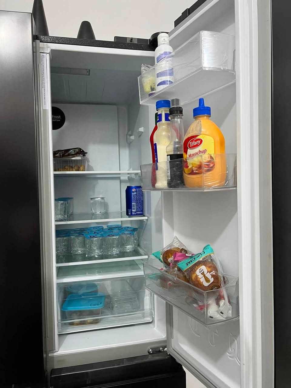 ثلاجة مستعملة ثلاث اشهر فقط كرافت حديثة موديل ابواب فرنسي ثلاجة بابين الى الاعلى والاسفل فريزر جديدة وعملية جداً سعر الشراء مليون ومية وخمسين سعر البيع 800 الف
للتواصل خاص او على الرقم 
***********
