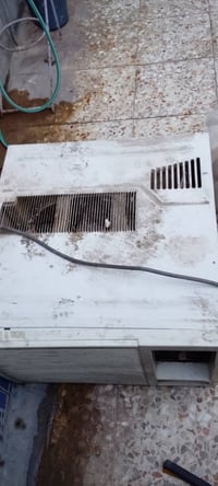 مكيف للبيع مستعمل ميديا 2 طن تبريد وتدفئة شغال سعر 250  مكان الحرية  ل...