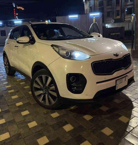 السلام عليكم 
كيا سبورتج 2017 فول 1/1 عدة البنراما 
ماشية 91 الف كيلو متر حقيقي 
السيارة مكفولة كفالة عامة من الصبغ و التبديل
كير مكينة كفالة عامة
على ايد وحدة من الزيرو
بيها مكانين بارد ماشر بل صور بل جاملغ ل امامي شبر وبل باب لخلفي شبرين بدون فتح بدون اي شي 
مواصفات 
بصمة
سايد بريك بصمة
حساس امامي خلفي
نفكيشن 
مري شفط
اشاير مري
لد نهاري
كراسي امامية كهرباء
تبريد بيانو 
قطعتين تبريد
اوتو هولد
درايف مود
شاحن واير ليس
داخل حمصي
سماعات JBL 
ويل كب كروم 
نظام اوتو هولد
مانع تزحلق
مانع نحدار 
السيارة باسمي ورقم جديد انكليزي وهزة جديدة وسنوية ل2029 
مكان السيارة بغداد البنوك 
وسعرها :183 وبيها مجال بسيط
للاستفسار : ***********
