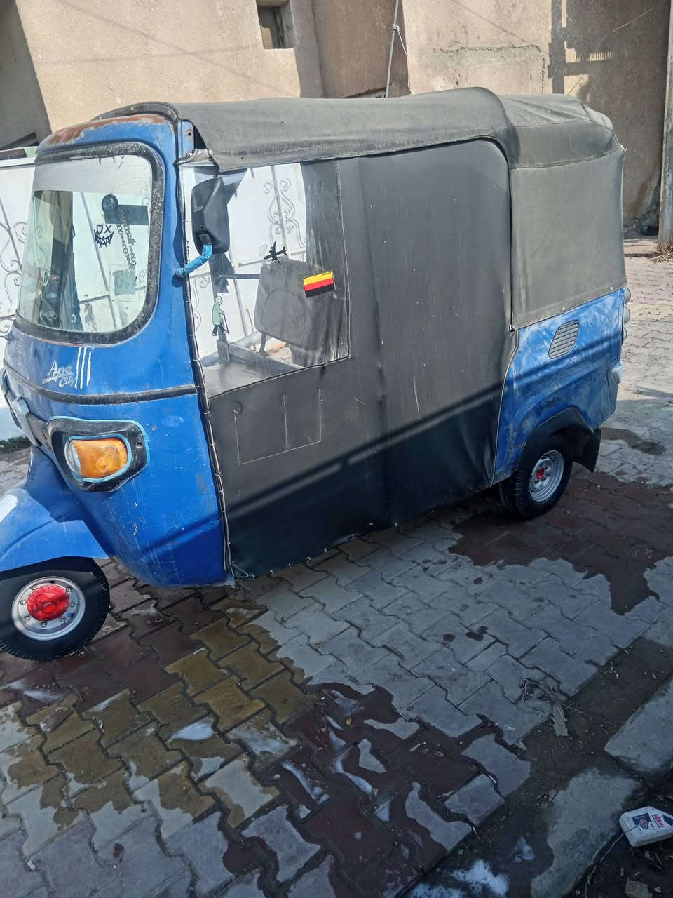 السلام عليكم تكتك بياجو موديل 17محوره تي في اس قبل شهر شاده تخم تاير جديد جادر جديد اراقه نقص ورقتين لسعر 17000بغداد الحسينيه ***********
