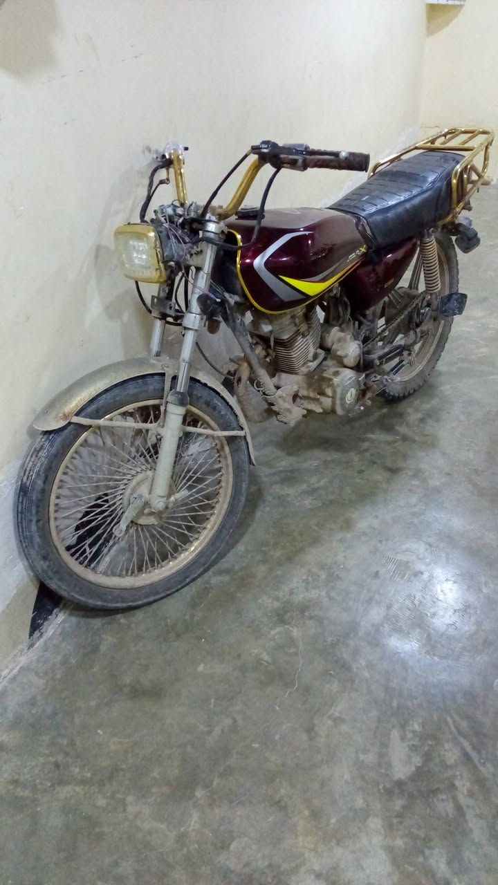 السلام عليكم مو طو ر في نا حيه الز ا ب   ***********
