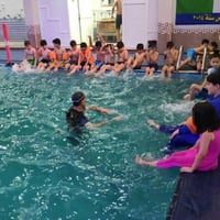 المسبح الايطالي • تعليم سباحة • بنات تحت ١٠