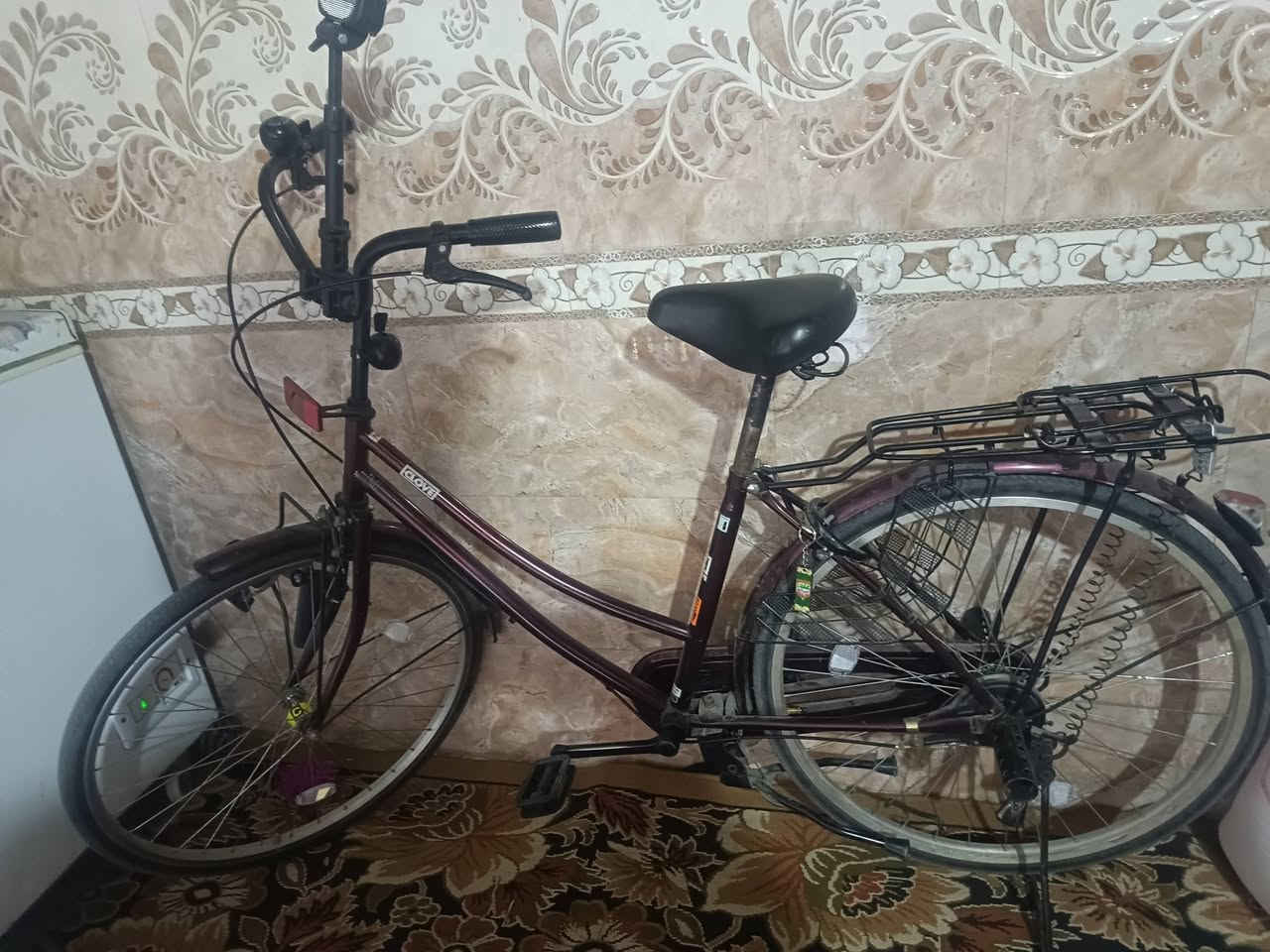 البيع سعره ١٢٥ مكان كربلاء مستشفى الكفيل رقم ***********
