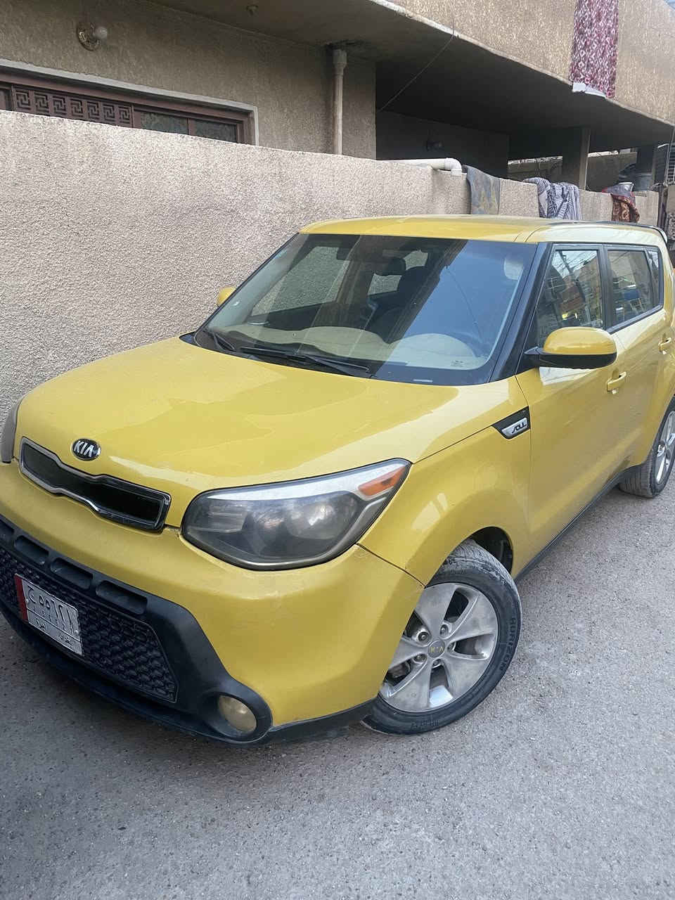 صول ٢٠١٥ سياره حادث خفيف جاملغ ونفسه مصلح وبل بنيد صبغ سياره حلوه ونضيفه محرك ٢٠٠٠بسمي السعر ٩٥$***********
