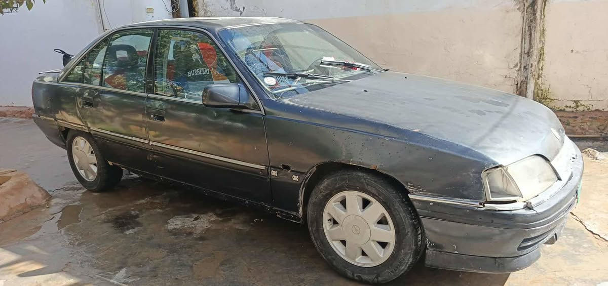 هذا السياره للبيع يا اللي يريد مراوسه يعاد يصير يدخله على الخاص***********
