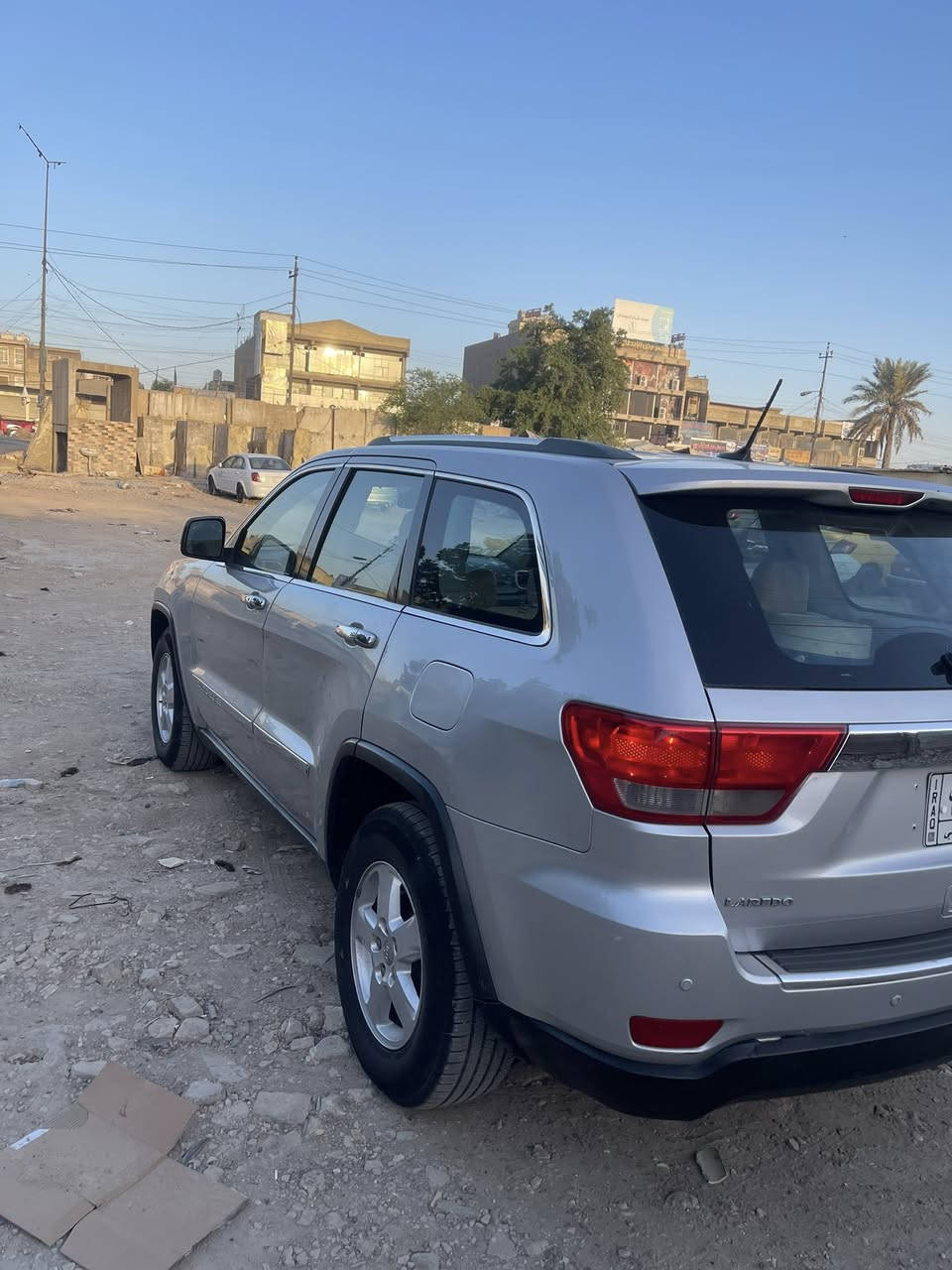 ‏سلام عليكم سيارة للبيع موديل 2012 بيع أم مراث تفاصيل السيارة مذكور مذكور بالسنة المعلومات سيارة موجودة بغداد مقاولين الحسينيةوال_ الراشدية تحويل ثانية يوم ديري راح أخلي رقمي واتصل عليه*********** سعر 140 ريال مجال
