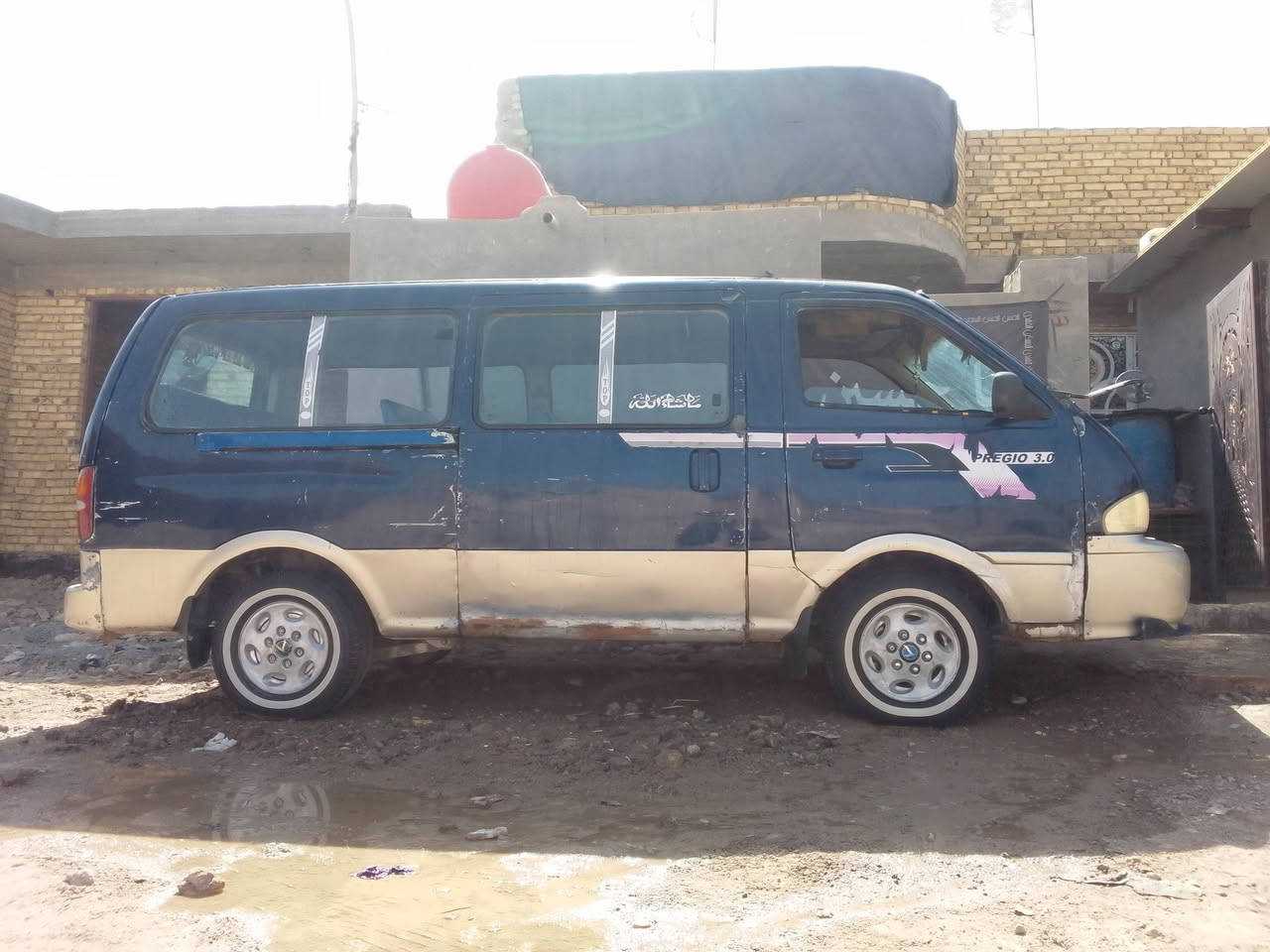 السلام عليكم كيه بريجو موديل 1995 سنويه 28  مصفره هيه ومرور كير اكسل مكينه مكفولات  السعر 55 المكان كوت *********** 
***********
