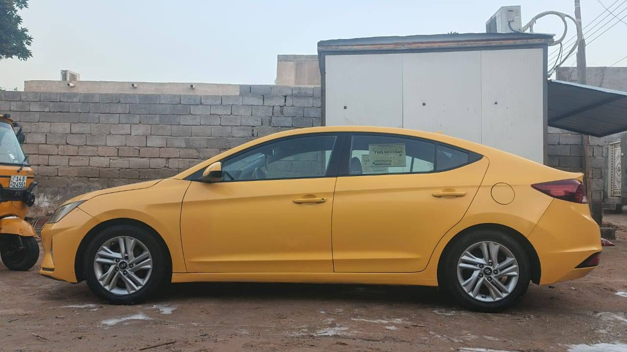 سلام عليكم النترا مديل ٢٠٢٠ وارد مريكي ١٣٢ بيهه مجال قليل بسمي تصل  رقم ***********
