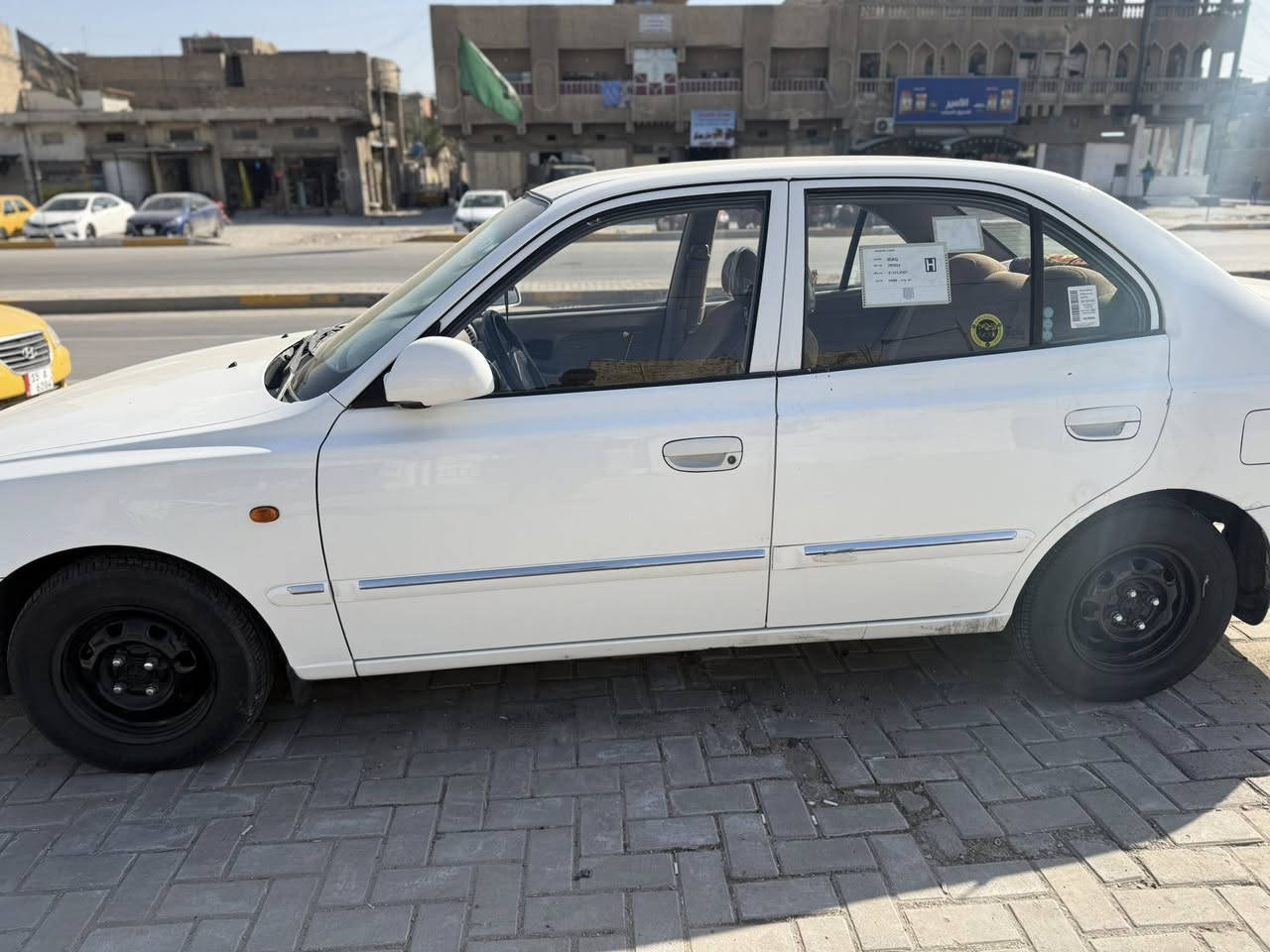 للبيع فيرنا أوتوماتيك 2012 مكفوله محرك كير تبريد ثلج تدفئه بدون صبغ فقط مكان التكشير رشيته يعني تكحيل شي بسيط الي يريد يستفسر يخابر للعلم السياره باسمي تحويل ثاني يوم الرقم***********
