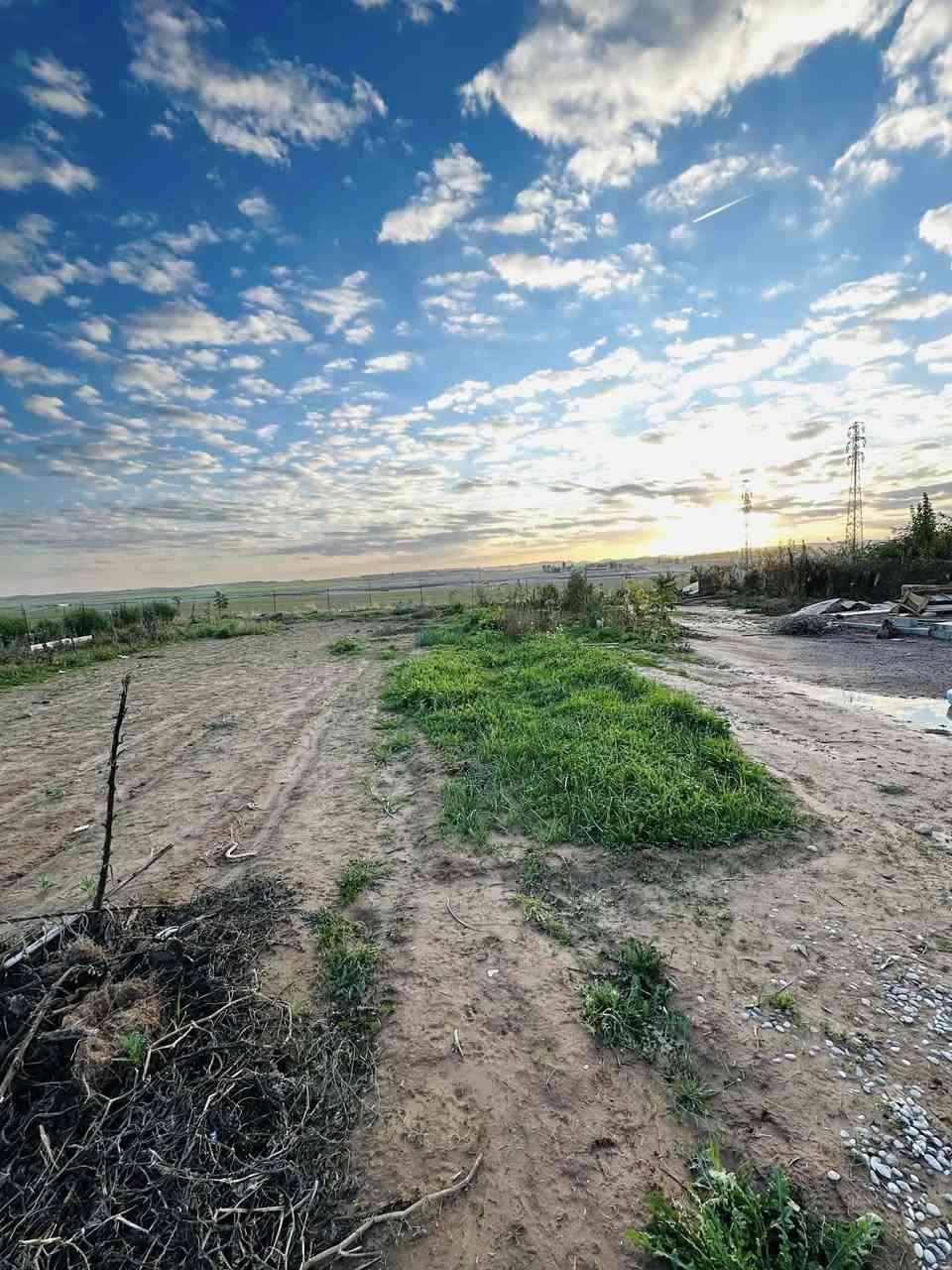 سلاو ريز
كؤدي ريكلام(49)

#باخی_زۆر_هەرزان يه ك دؤنم بۆ فرۆشتن ⛪💒
ناونیشان 📍 قەزای ڕزگاری (سموود)

◼️ باخ دۆنم لە پشت شاری شکۆ ✅ 
◼️ئاوکارەبای خۆی هەیە و کامل سیاج کراوە 
◼️ تاپۆی شێخەو يه ك1 دونمه✅
◼️ نرخەکەشی زۆر هەرزان و گونجاوە ✅
◼️ ژورێکی  گەورەشی لێیە ✅

بؤه زانيني نرخي ئه م خانوانه خاليك له كوميند دانه

بؤ زانيارى زياتر پةيوندى بكةن بة يةكيك لةم ژمارانةى خوارةوة👇
📞☎️
***********

ناونیشانی نوسینگە خؤرنةوةزان ◀️ بەرمبەر مزگەوتی  ئاسودة  

ئێوەی بەڕێزیش هەر موڵکێکتان هەبوو بۆ فرۆشتن یان ویستان بیکڕن دەتوانن ڕەسم و زانیارییەکانتان بنێرن بۆ ژمارە ڤایبەری 📳✅***********
