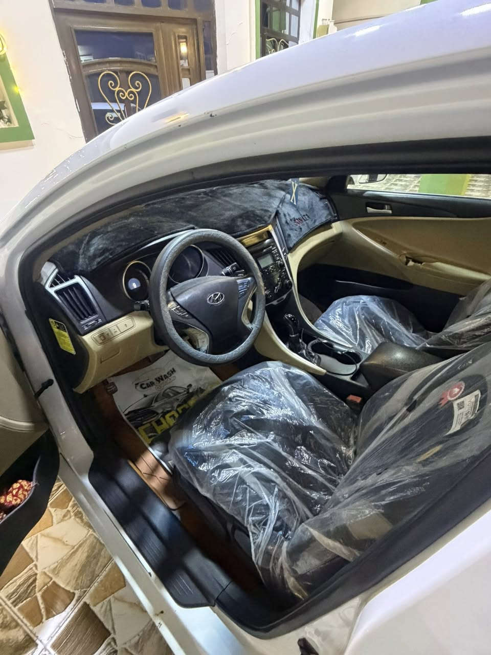 للبيع سوناتا 2011وارد أمريكي جاهزه من كلشي مكينه كير صدر بيه أربع قطع صبغ بدون دواخل ليبل واحد كله تحويل مباشر 
نظيفه السياره على أيدي  السعر 107$وبيه مجال استفسار ***********عنوان السياره رمادي الخمسه كيلو
