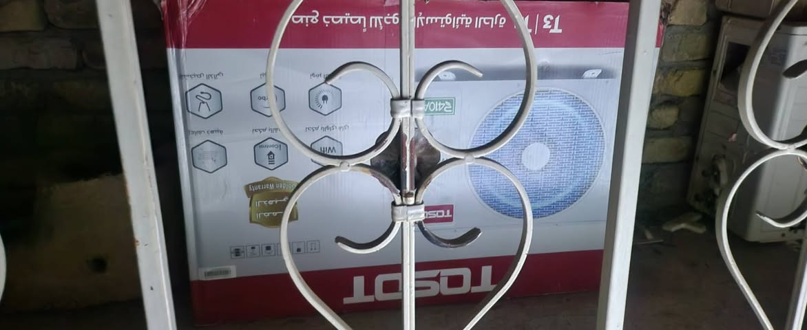 سبلت توسوت انفيرتر جهاز جديد صاله شهرين
مكاني بغداد العظميه
***********
سعر600
