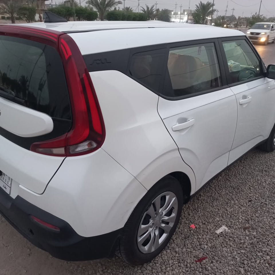 السلام عليكم
سيارة صول لون ابيض موديل ٢٠٢٠ فئة s  محرك دوش ٢٠٠٠ نص فوول رادارات امامية جانبية خلفية كاميرا وباقي الامور رقم كربلاء تحويل ثاني يوم  سعرها ١٢٨ وبيها مجال
للتواصل

***********
