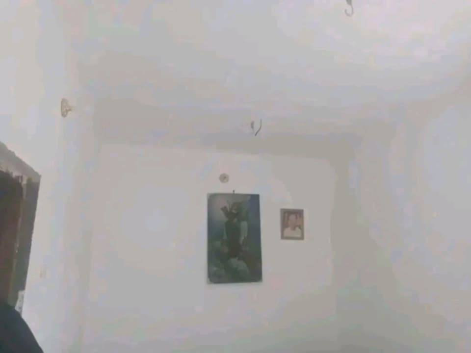 بيت للبيع بحي الأمين ثانيه  ما مسكون بسعر مناسب  غرفه النوم صاله مطبخ صحيات داخليه منور صحيات خارجيه  طارمه
للاستفسار مراسلة الصفحه


**إذا كنت صاحب هذا الإعلان وتريد حذفه لأي سبب، رجاءا أرسل رسالة إلى الدعم الفني**