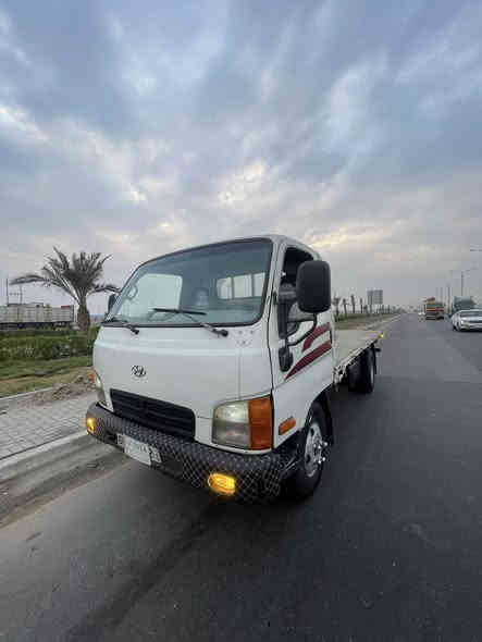 كنتر هونداي موديل 2000 بلاد مشروع وطني كفاله من ضربه كص مصبوغه جماليه فقط كير مكينه حداديه خير من الله كهربايات كولها شغاله  تايرات جدد طول ٤ ونص  عنوان بصره قبله سعر ١١٠ بيها مجال ( ***********)
