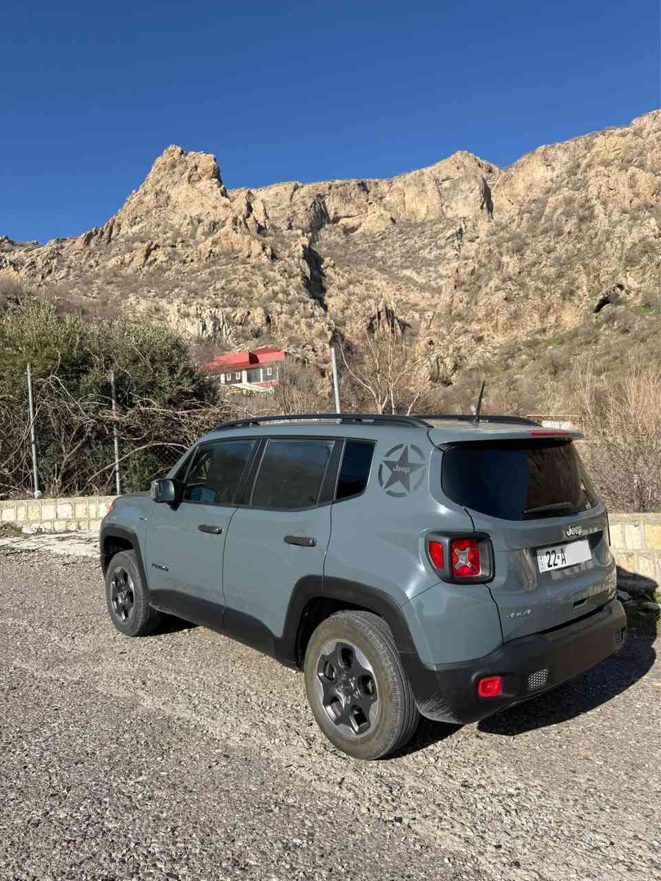 جيب موديل ٢٠١٨
مواصفات بصمه 
فورويل __هندبريك بصمه __تحكم ستيرن 
محرك ٢٤ عادي تنفس تبيعي 
ماشي ٦١ الف حقيقي 
بچم وراء كبس دعاميات مابي سبخ 
بابين تبديل نفس لون __نص جاملخ وتكم سبخ 
سعر ١٠٩ مجال ___مراوص حسب قناعه رقم شمالي بس 
***********  مكان اربيل أربيل, العراق
