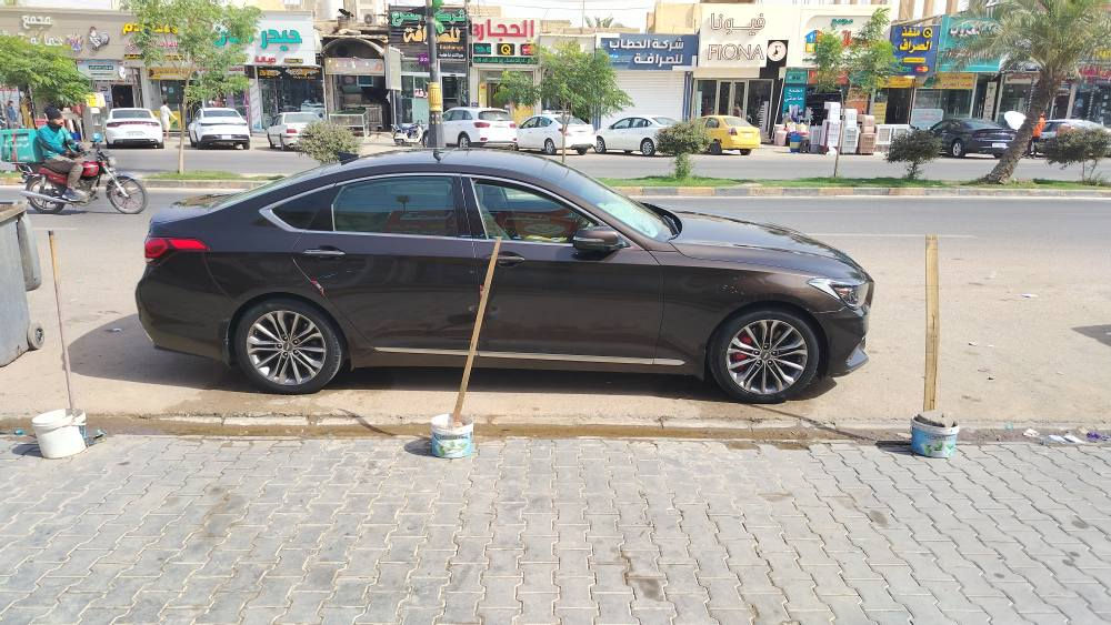 للبيع جينيسس 2015-G80 فول فتحه غرفه جلد بيج بجم سبورت ردارات ستيرن هزاز كشن تبريد تتفئه بردات جانبيه وخلفيه  مكينه 3.8  اعلى مواصفات لون بني السياره جديده حيل وارد امريكي داخله بدون ضربه صور من امريكا معه التقرير بالمنشور  وهنا صار بيه قطعتين صبغ وبارد بدون دواخل بدون تبديل بنيد وباب الصدر صبغ فقط عليه ادامه كامله من الدعاميه لدعاميه رقم اربيل الجديد هزه جديده تفاصيل اكثر وتساب عنونه النجف مركز المدينه ***********  163ورقه وبيه مجال للطيبين النجف, العراق

