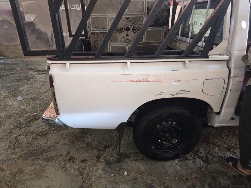 السلام عليكم بيكم للبيع سيارة ياباني اصلي موديل 2006 لا تبخير ولا تنقيص بيهه بس بارد شويه كلشي شغال السعر 89 وبيهه مجال قليل  رقم الهاتف ‭0770 534 6312‬
